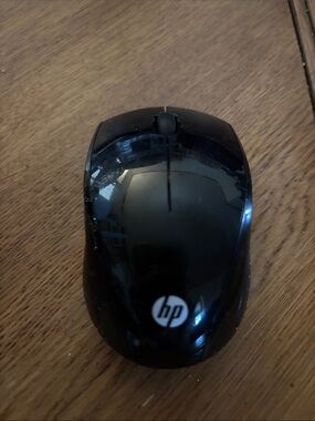 HP Black Wireless Optical Mouse with Gloss Finish